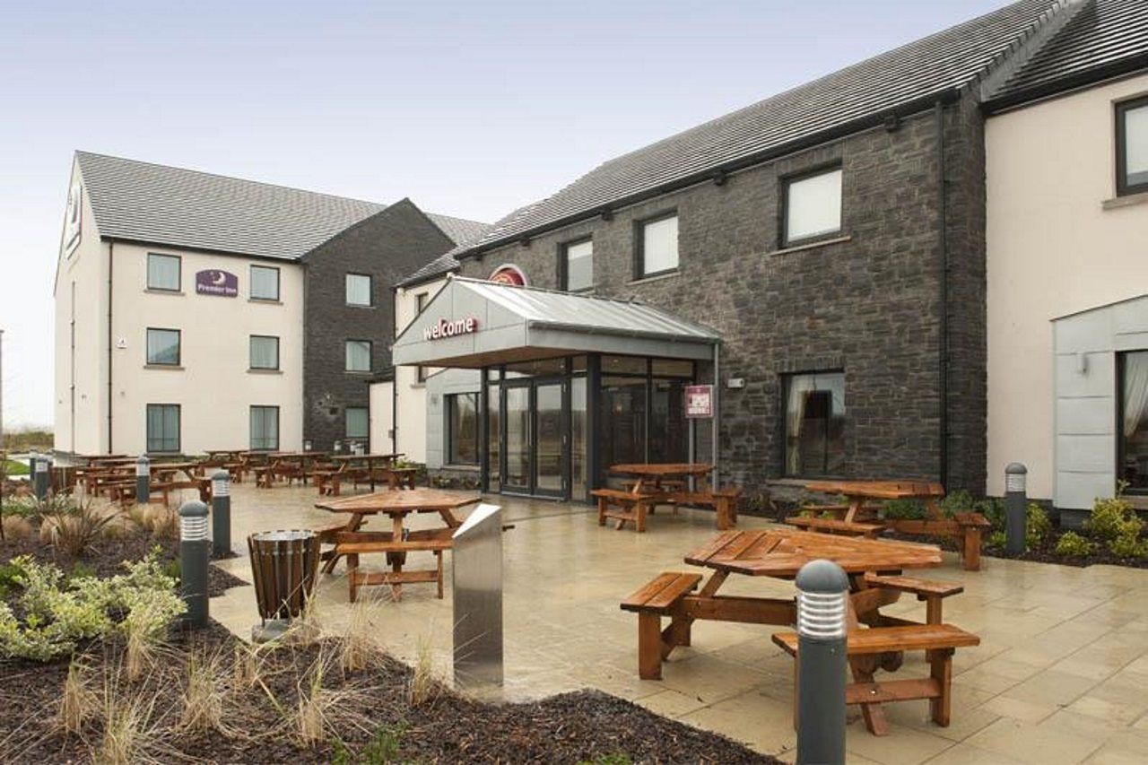 Premier Inn Derry / Londonderry Bagian luar foto